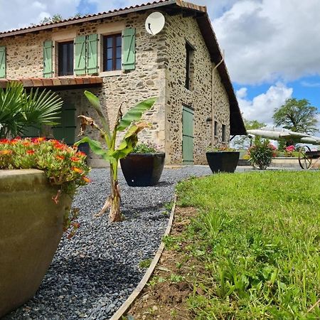 La Maison Du Lac Lavaud Saint-Quentin-sur-Charente Extérieur photo