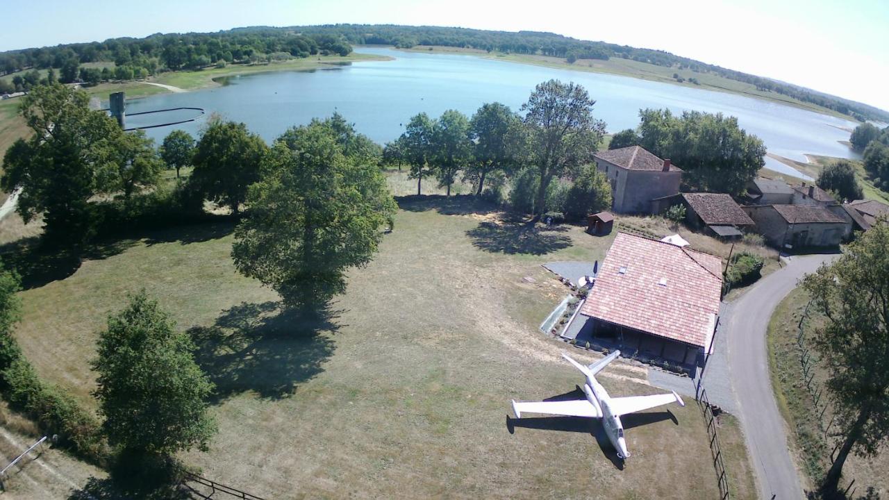 La Maison Du Lac Lavaud Saint-Quentin-sur-Charente Extérieur photo
